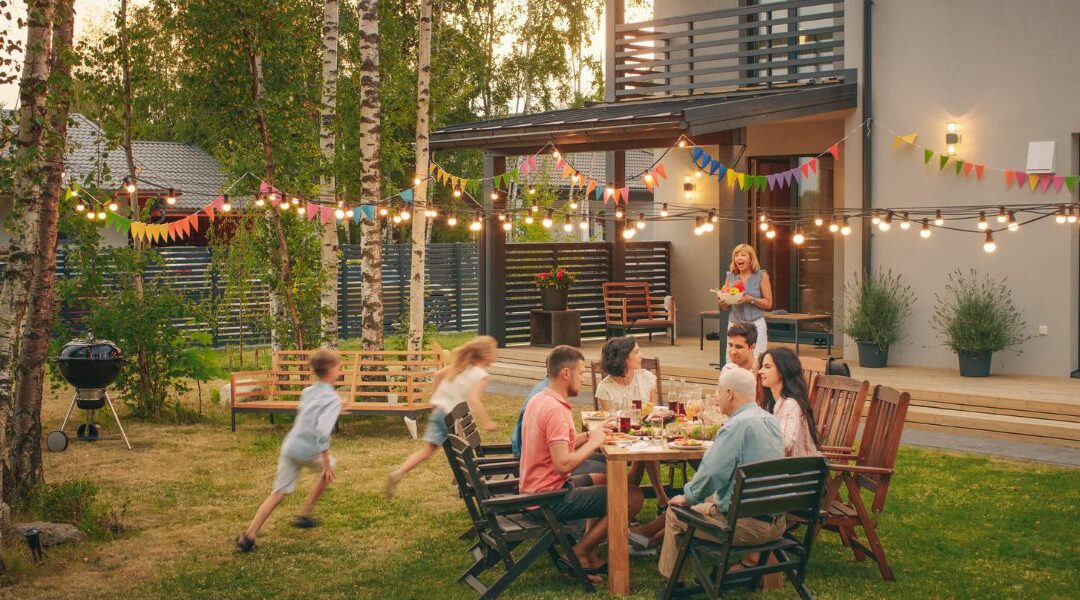 How Top Agent Ashley Elizondo Uses Client Appreciation to Gain a Year’s Worth of Warm Real Estate Leads